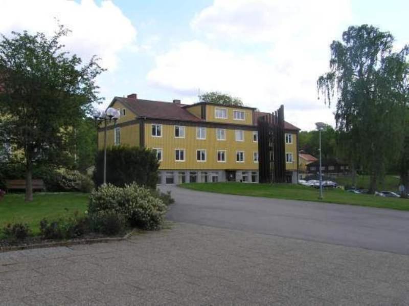 Stf Ljungskile Folkhoegskola Hostel And Hotel Zewnętrze zdjęcie